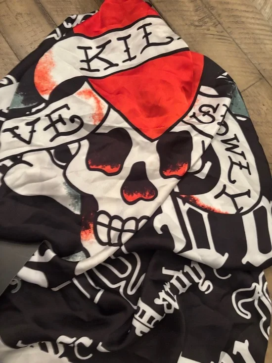 Ed Hardy Graphic Scarf set of 2 - Picture 4 of 7